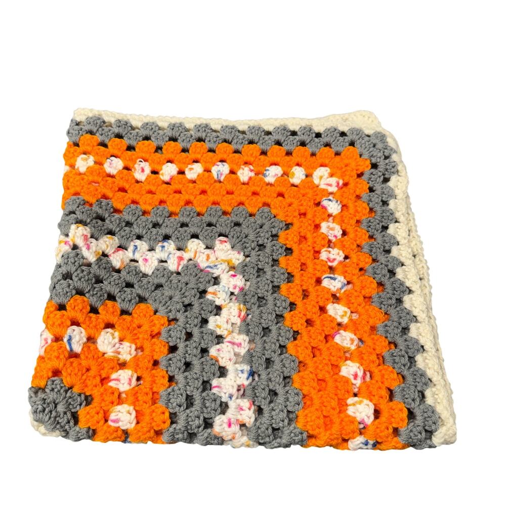 UNISEX Baby Blanket‎ Handmade Classic Retro Look Afghan NWOT STYLE #3448